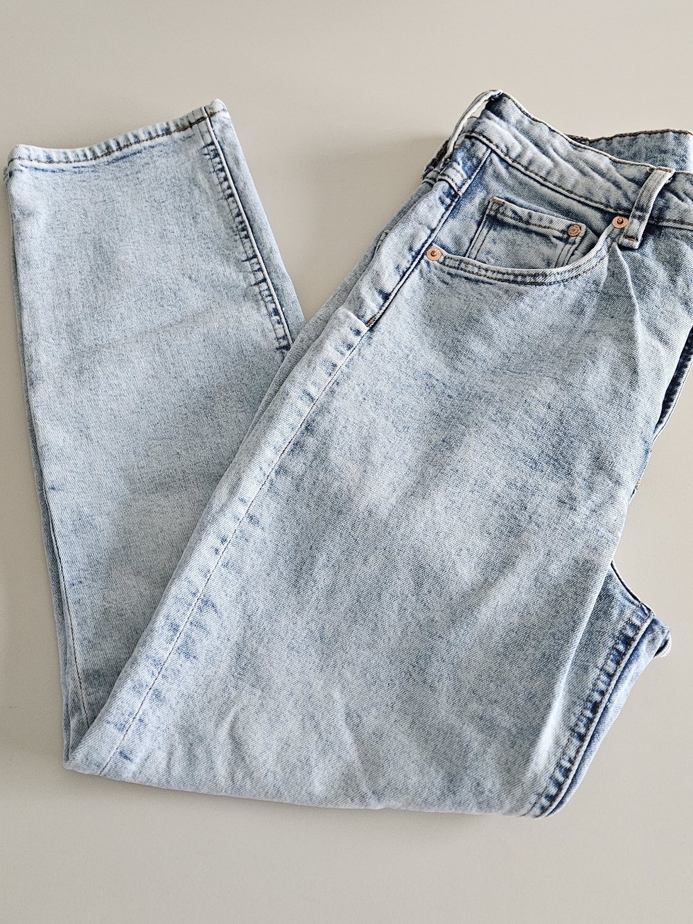 H&M Light Blue High-Rise Straight Jeans